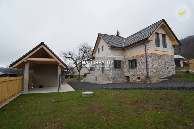 Nová Baňa Cottage Sale reality Žarnovica