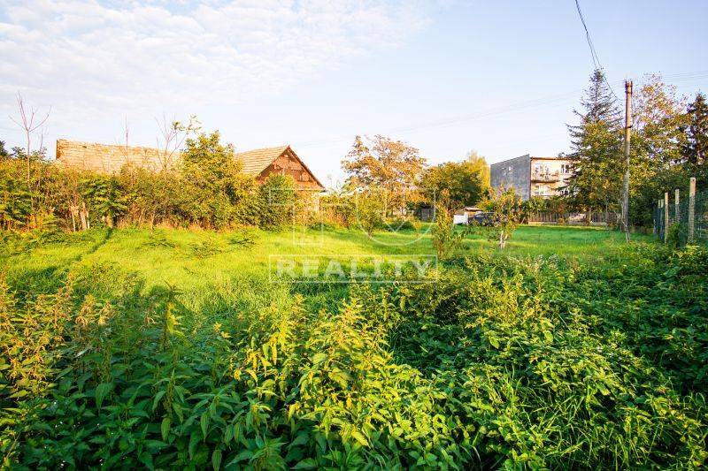 Strekov Land – for living Sale reality Nové Zámky