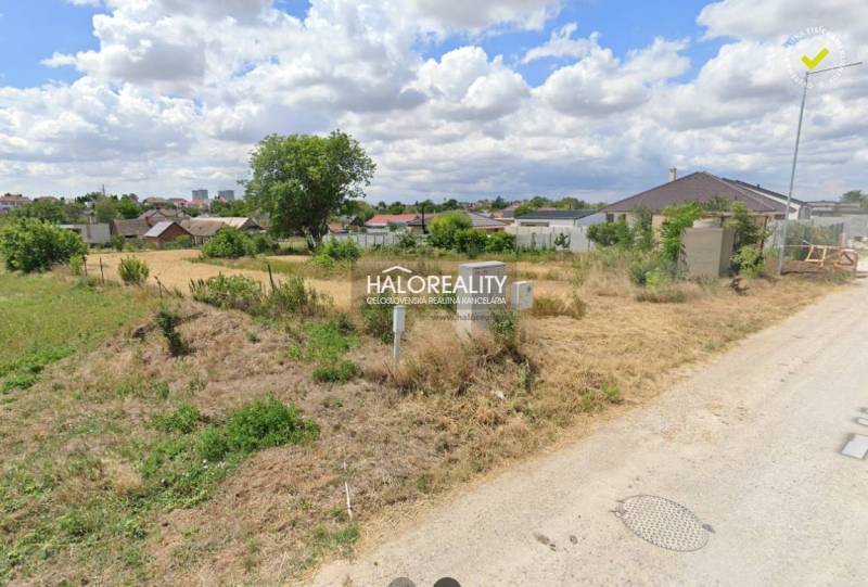 Veľké Kostoľany Land – for living Sale reality Piešťany