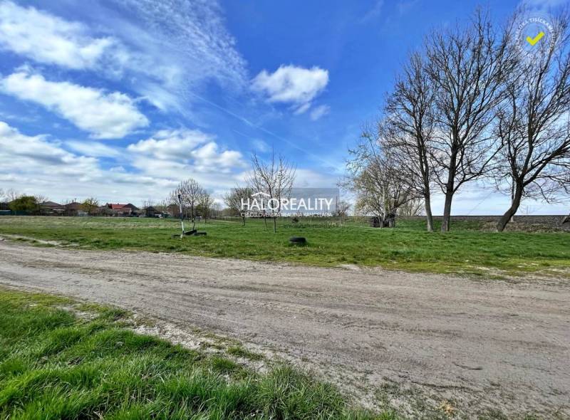 Horná Seč Land – for living Sale reality Levice