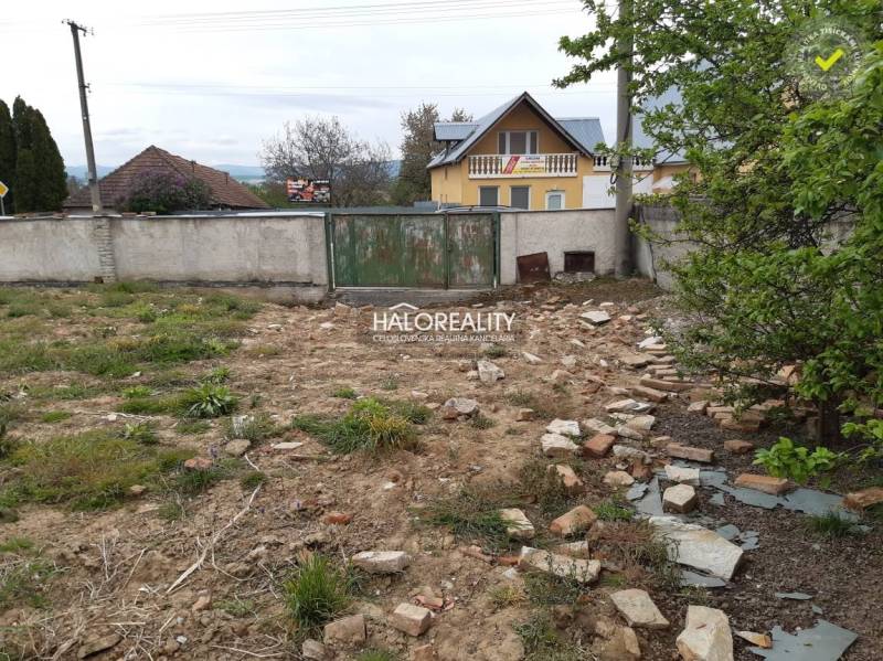 Krušovce Land – for living Sale reality Topoľčany