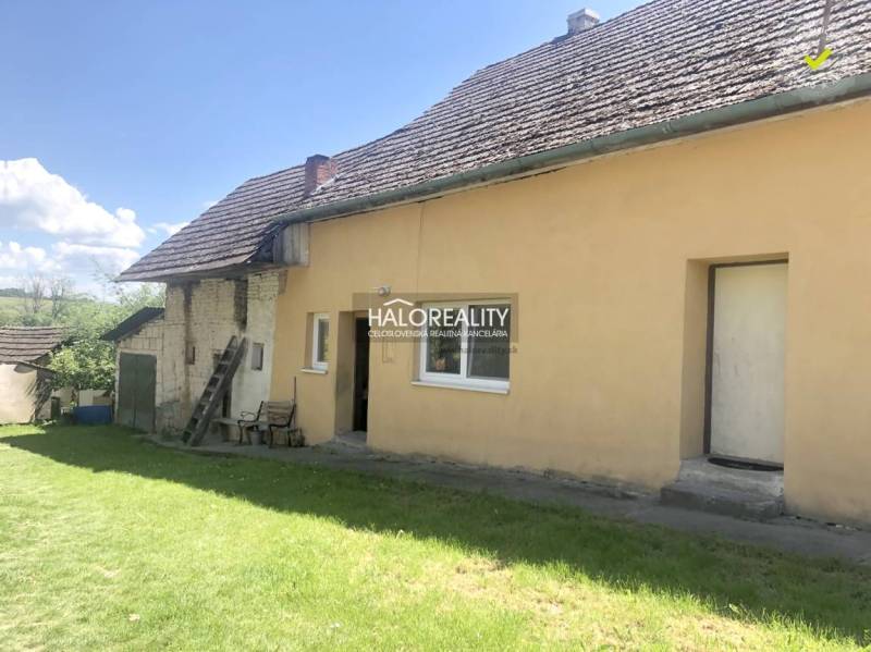 Malá Hradná Cottage Sale reality Bánovce nad Bebravou