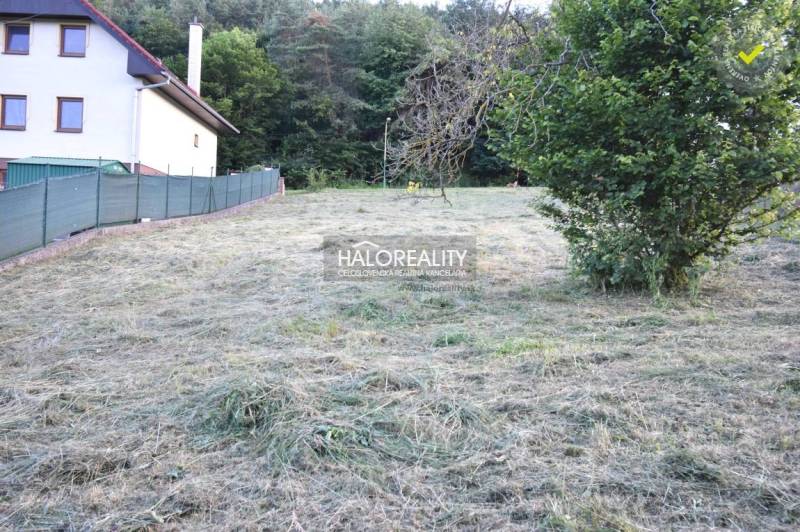 Nitrianske Sučany Land – for living Sale reality Prievidza