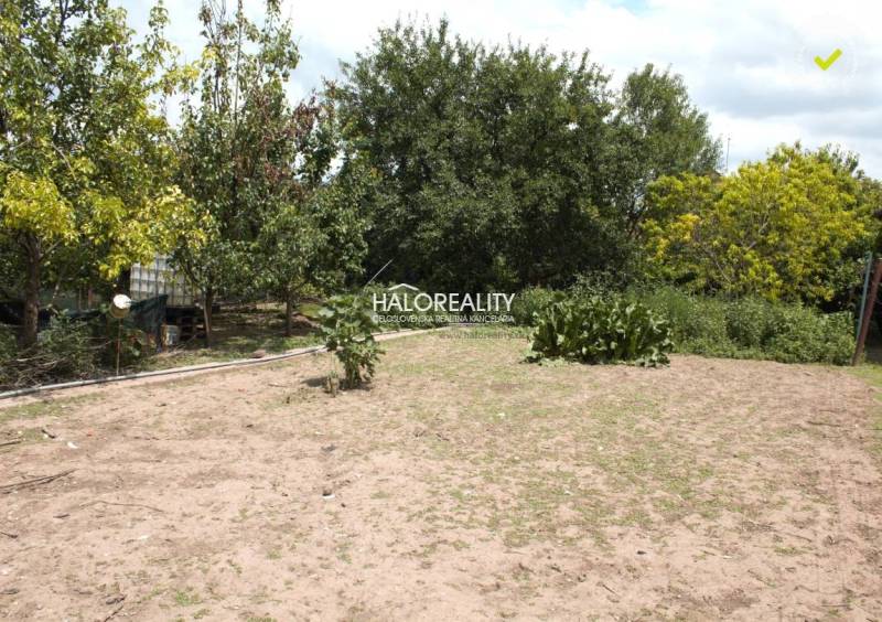 Dvorníky Land – for living Sale reality Hlohovec