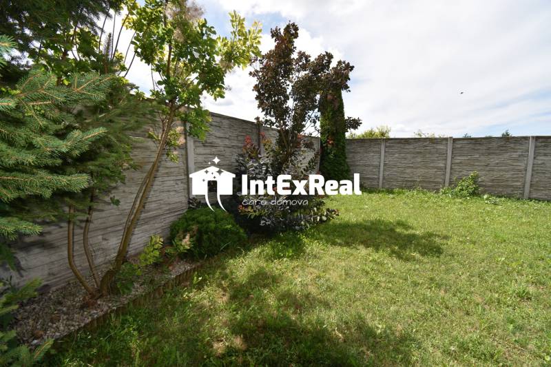 Útulný domov!  Na predaj rodinný dom, 7,8 á Čierny Brod, viac na: https://reality.intexreal.sk/