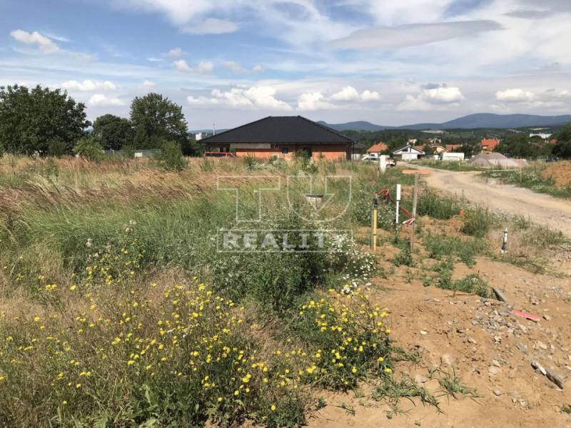 Zlaté Moravce Land – for living Sale reality Zlaté Moravce