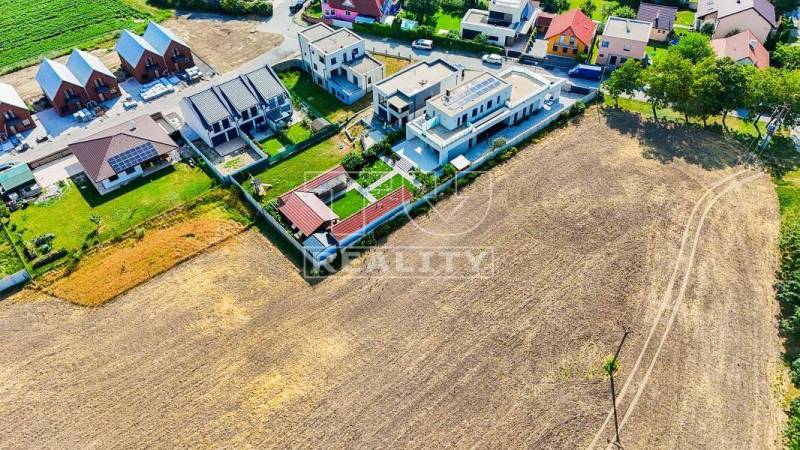 Bratislava - Jarovce Land – for living Sale reality Bratislava - Jarovce