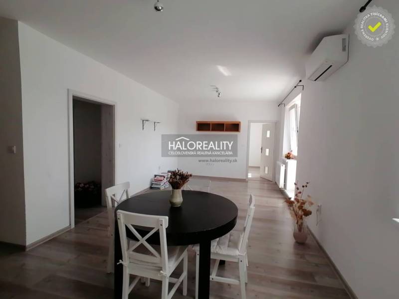 Kozárovce Three bedroom apartment Sale reality Levice