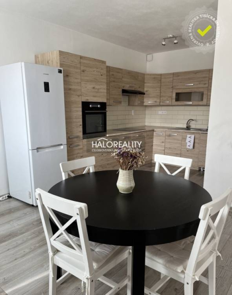 Kozárovce Three bedroom apartment Sale reality Levice