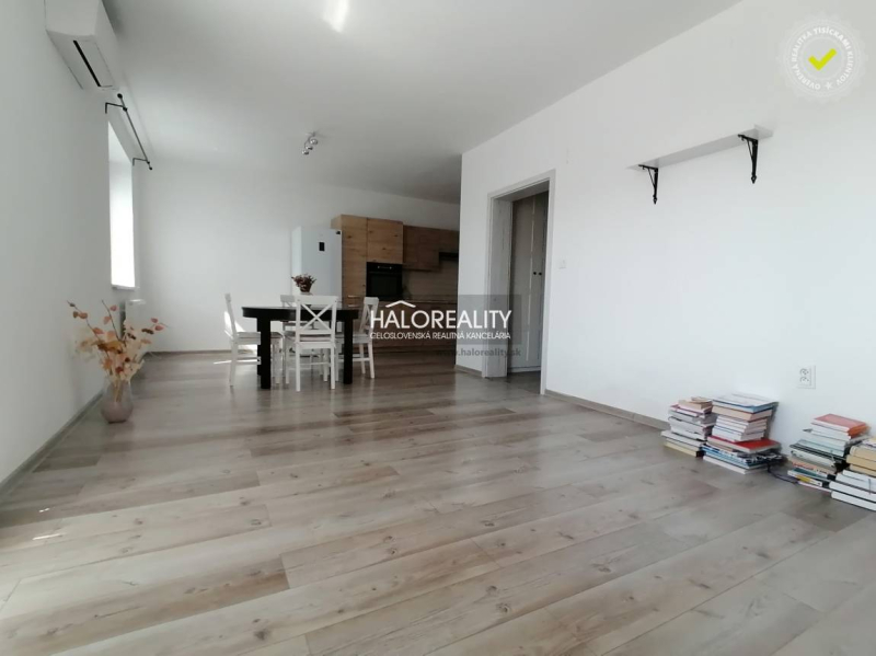 Kozárovce Three bedroom apartment Sale reality Levice