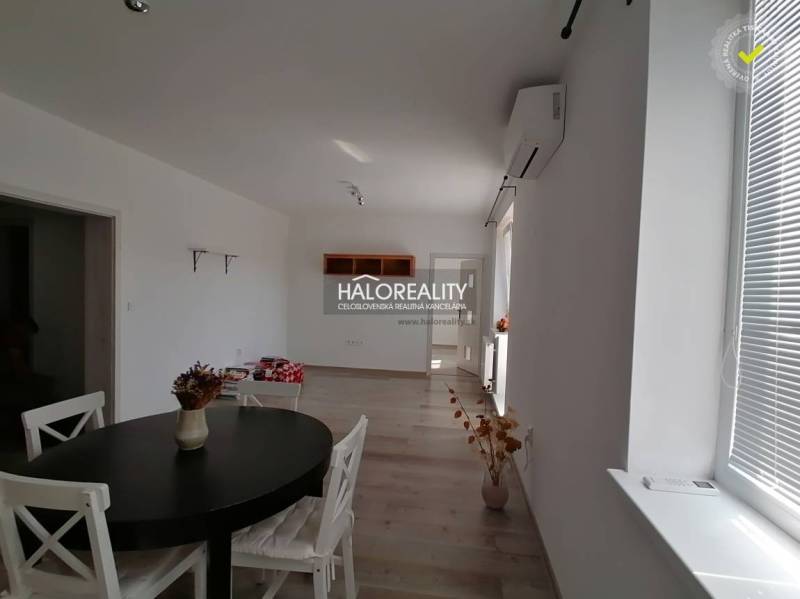 Kozárovce Three bedroom apartment Sale reality Levice