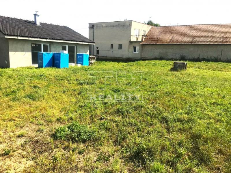 Žitavce Land – for living Sale reality Nitra