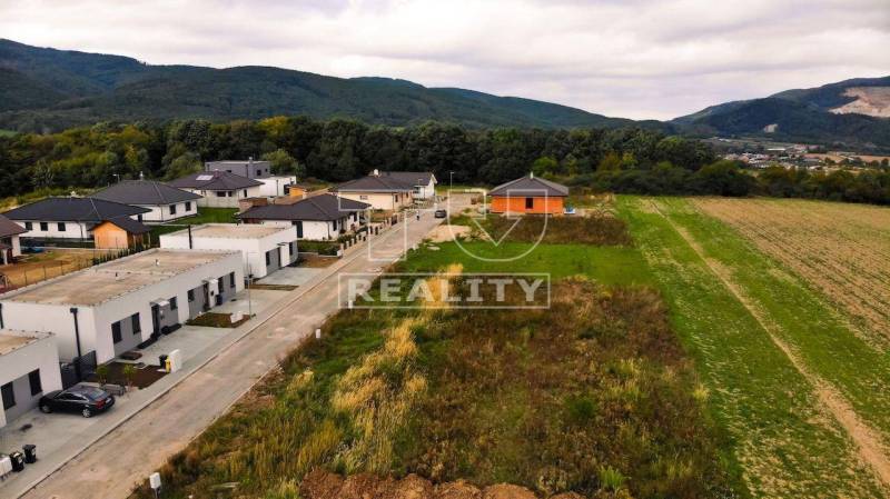 Trenčianske Jastrabie Land – for living Sale reality Trenčín