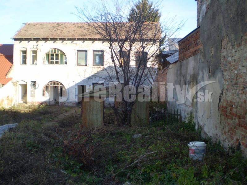 Hlohovec Building Sale reality Hlohovec