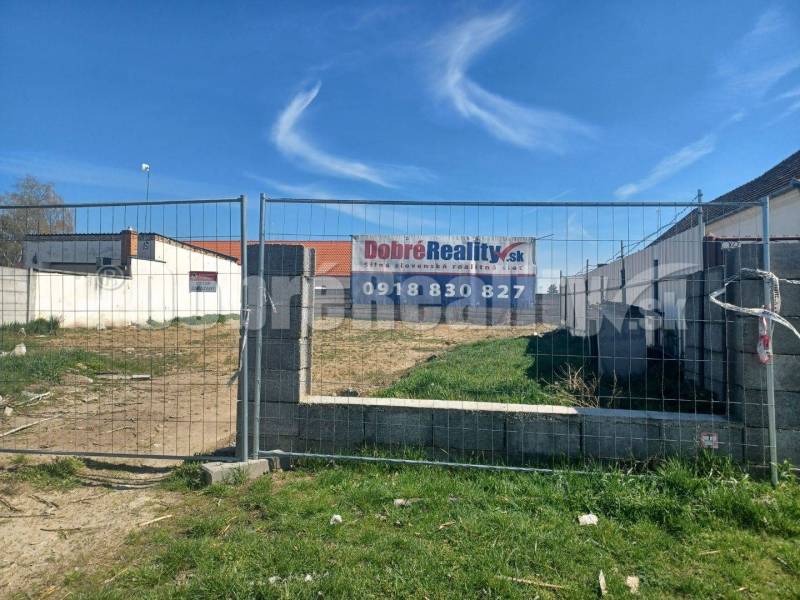 Hurbanovo Land – for living Sale reality Komárno