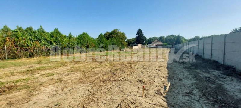 Kráľová nad Váhom Land – for living Sale reality Šaľa