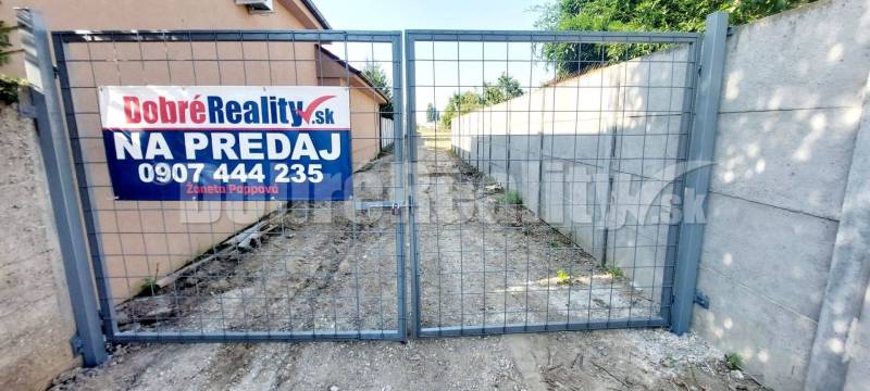 Kráľová nad Váhom Land – for living Sale reality Šaľa