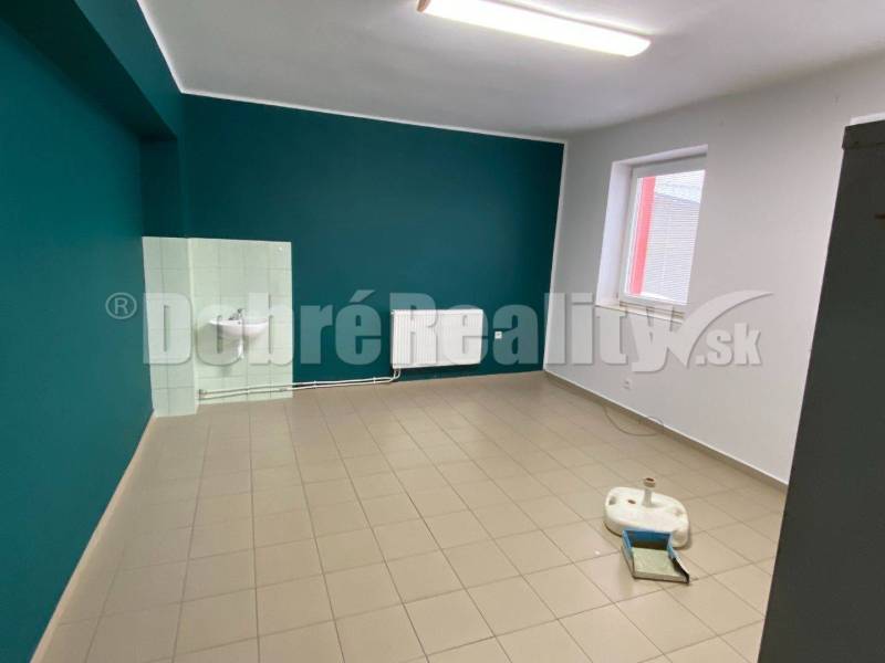 Hnúšťa Commercial premises Rent reality Rimavská Sobota