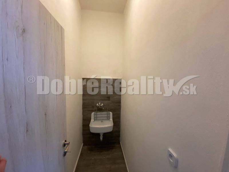 Hnúšťa Commercial premises Rent reality Rimavská Sobota