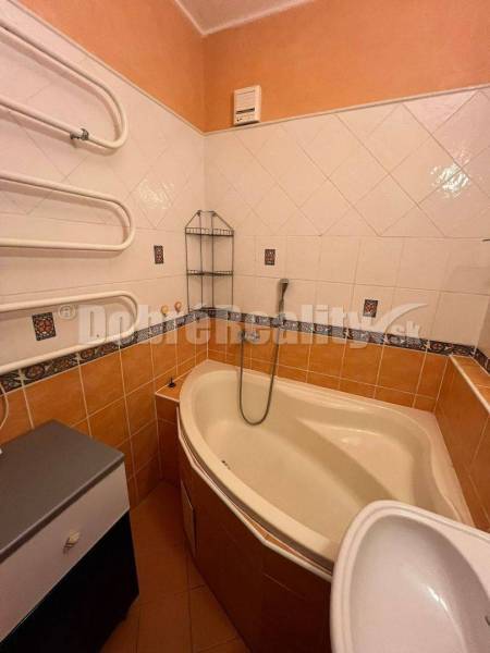 Nitra Three bedroom apartment Rent reality Nitra