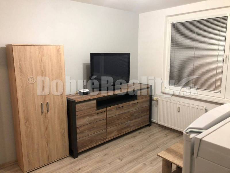 Nitra Single studio Sale reality Nitra