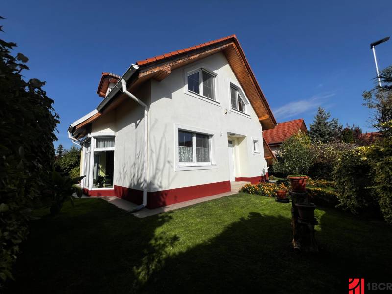 Sale Family house, Family house, Pri gaštanovej aleji, Bratislava - Ru