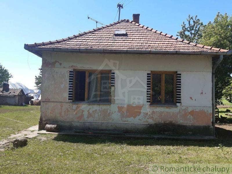 Málaš Cottage Sale reality Levice