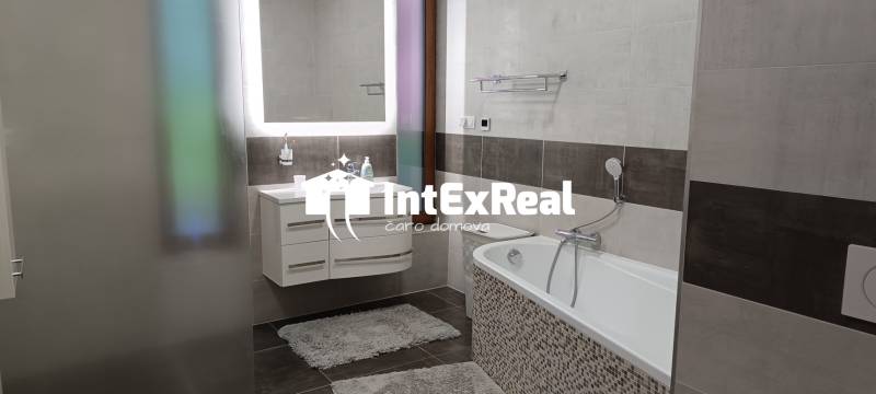 Oáza pokoja na okraji mesta,  88,85 á, Dunajská Streda, viac na: https://reality.intexreal.sk/