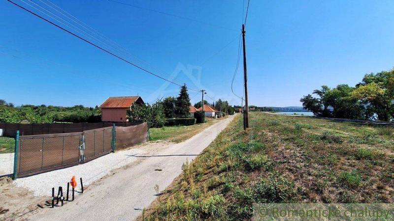 Kravany nad Dunajom Land – for living Sale reality Komárno