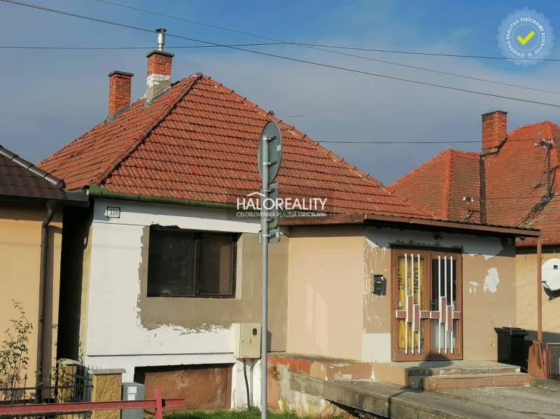 Hostie Family house Sale reality Zlaté Moravce