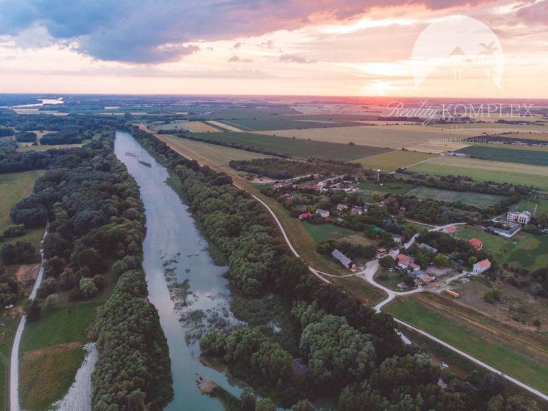 Zlatná na Ostrove Land – for living Sale reality Komárno