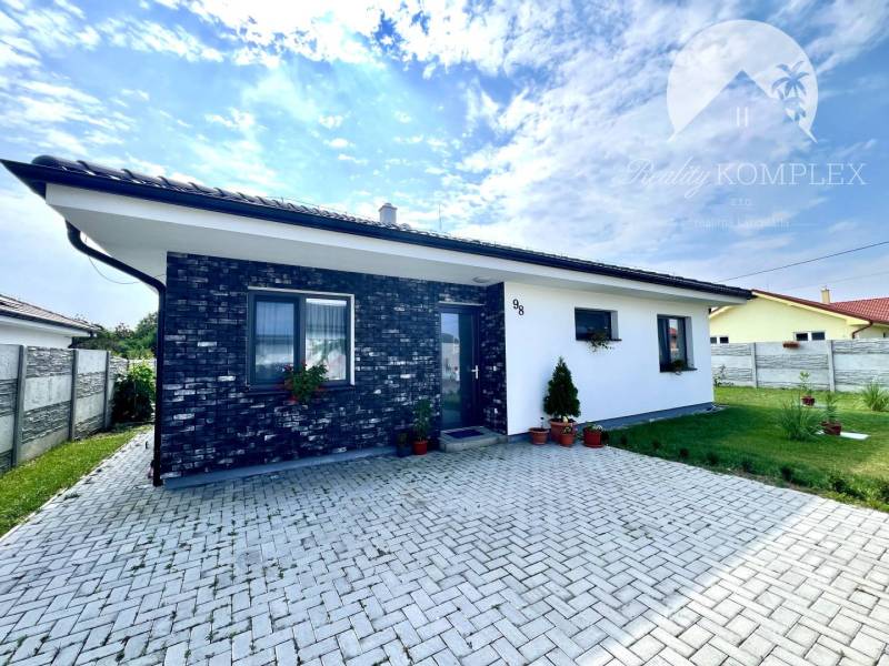 Kráľovičove Kračany Family house Rent reality Dunajská Streda