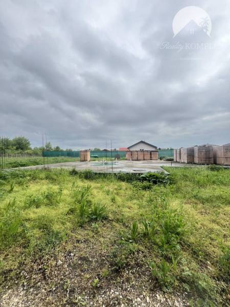 Chotín Land – for living Sale reality Komárno