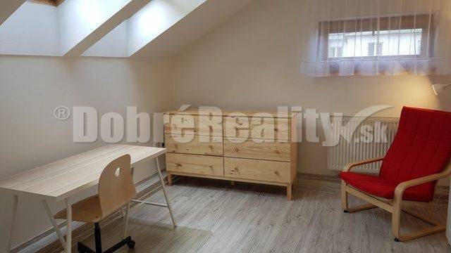 Banská Bystrica Three bedroom apartment Rent reality Banská Bystrica