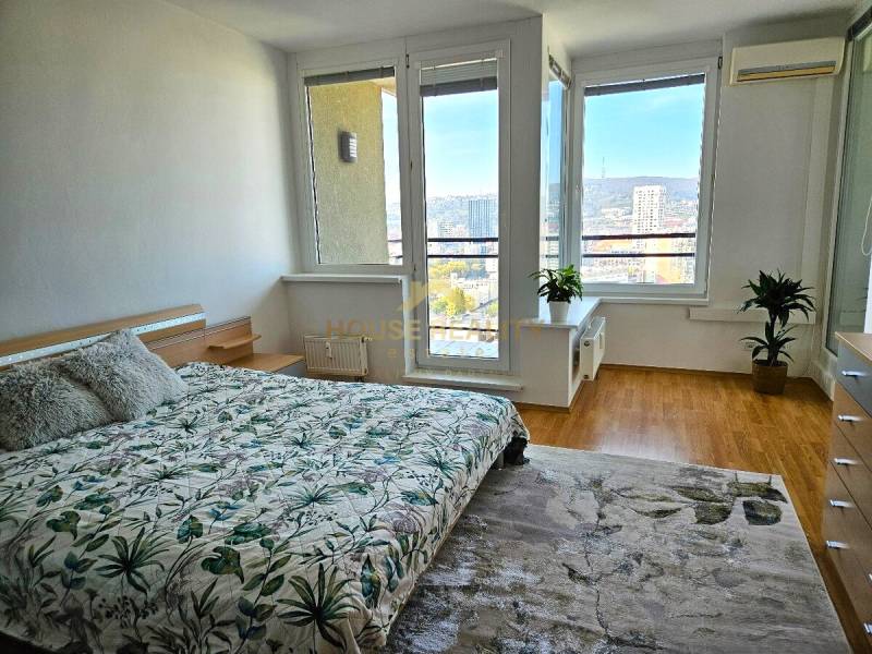 Bratislava - Ružinov One bedroom apartment Rent reality Bratislava - Ružinov