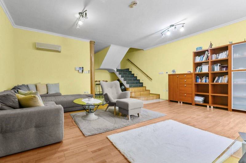 Dunajská Streda Four+ bedroom apartment Sale reality Dunajská Streda