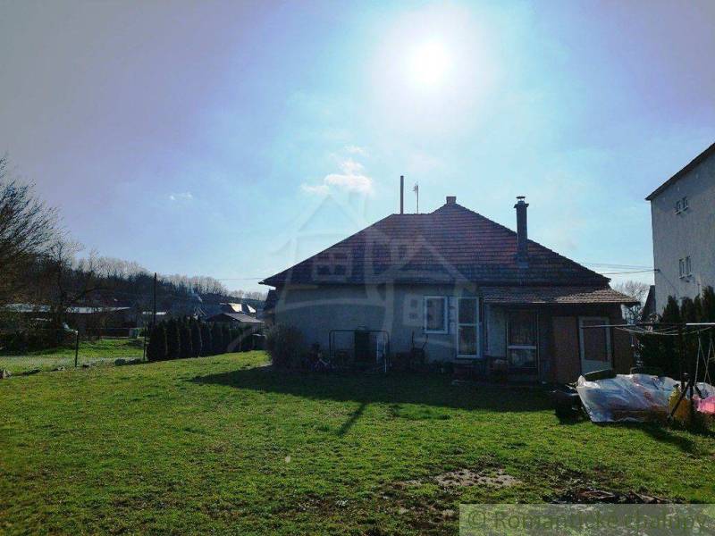 Slatina Cottage Sale reality Levice