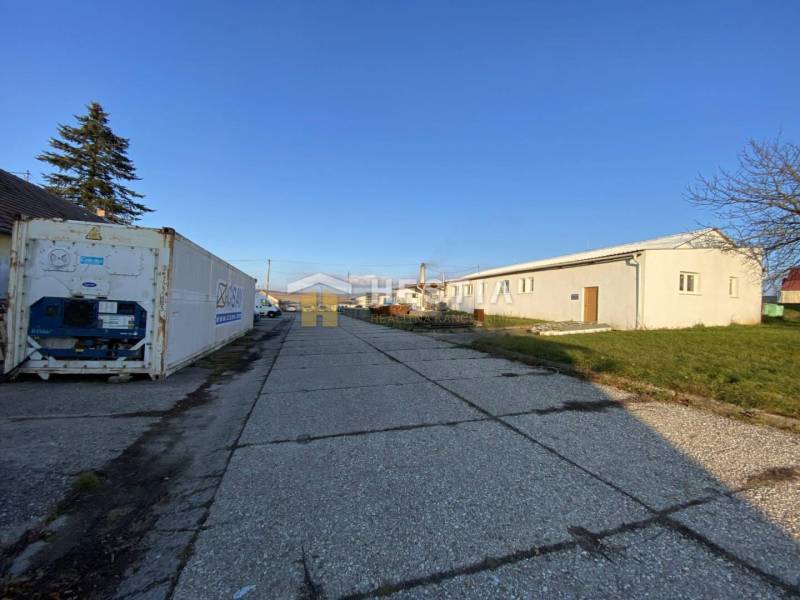 Rybky Storehouses and Workshops Rent reality Senica